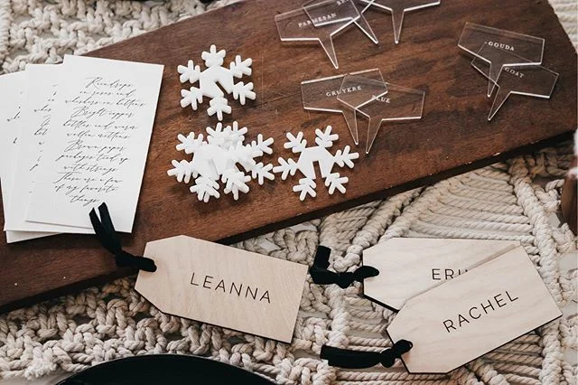 These are a few of my favorite things 🎶 I&rsquo;m so blessed by friends who texted me multiple months ago (while they were out together and I was home with mega FOMO and a little baby who is not a great late night party guest) with &ldquo;hey are you up for hosting the favorite things party so you can go?! We want to make sure you can come&rdquo; 😭🥰 the first year of new baby life can be so socially isolating if you&rsquo;re exclusively nursing and at home with the kids. So thankful in this season for friends like these! .
.
.
.
#momtribe #honestmotherhood #ohwhatfun #thehappynow #christmas #christmasspirit #christmas2019 #featurepalette #100layercakelet #flashesofdelight #cameramama #lovelysquares #christmasinspo #howwedwell #christmasdecor #hearthandhand #motherhoodrising #neutraldecor #christmascheer #smpliving #makerslife #collectivelycreate #calledtobecreative #etsysellersofinstagram #makermama #etsyseller #makersmovement #glowforge #tablescapeinspo