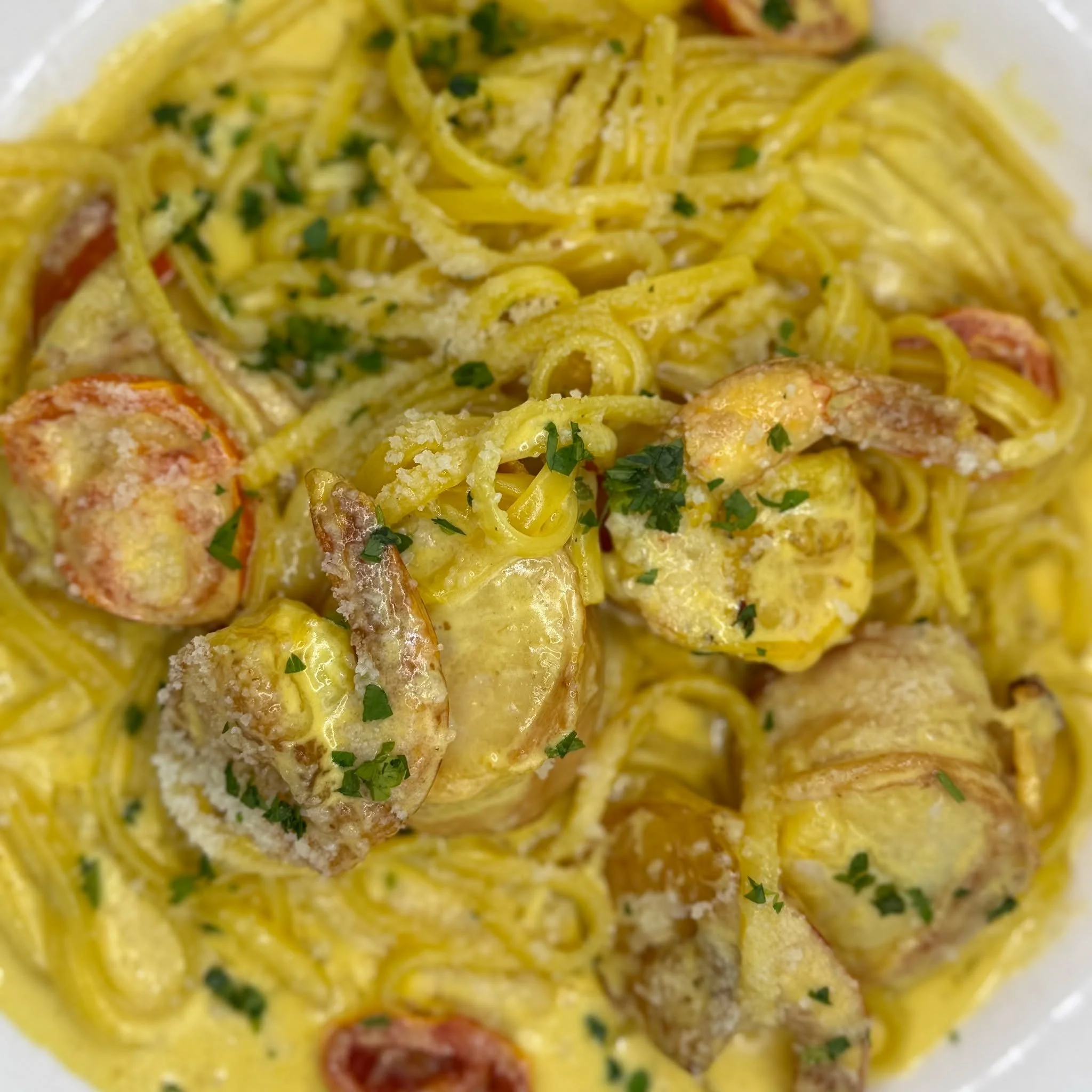 Pasta Pane is open for dinner on Christmas Eve and our chefs have created a variety of specials to feature. 

�🐙 Grilled Octopus with romesco sauce, marinated cannellini beans with citrus, castrelvetrano olives and chimichurri
🍤 Speck-wrapped scall