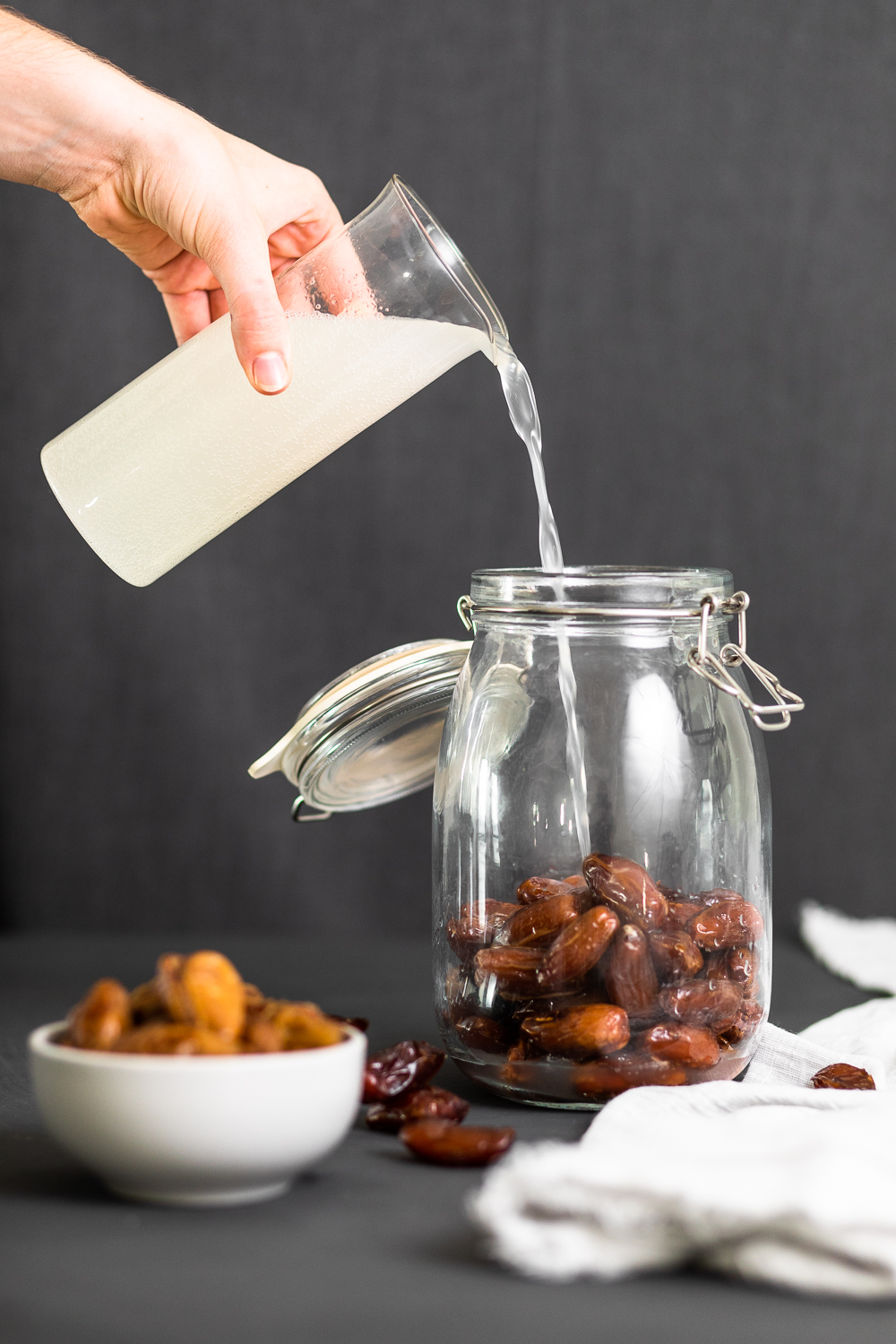 Fermented_Dates_Pour_by_Jordan_Pie_Nutritionist_Photographer-1.jpg