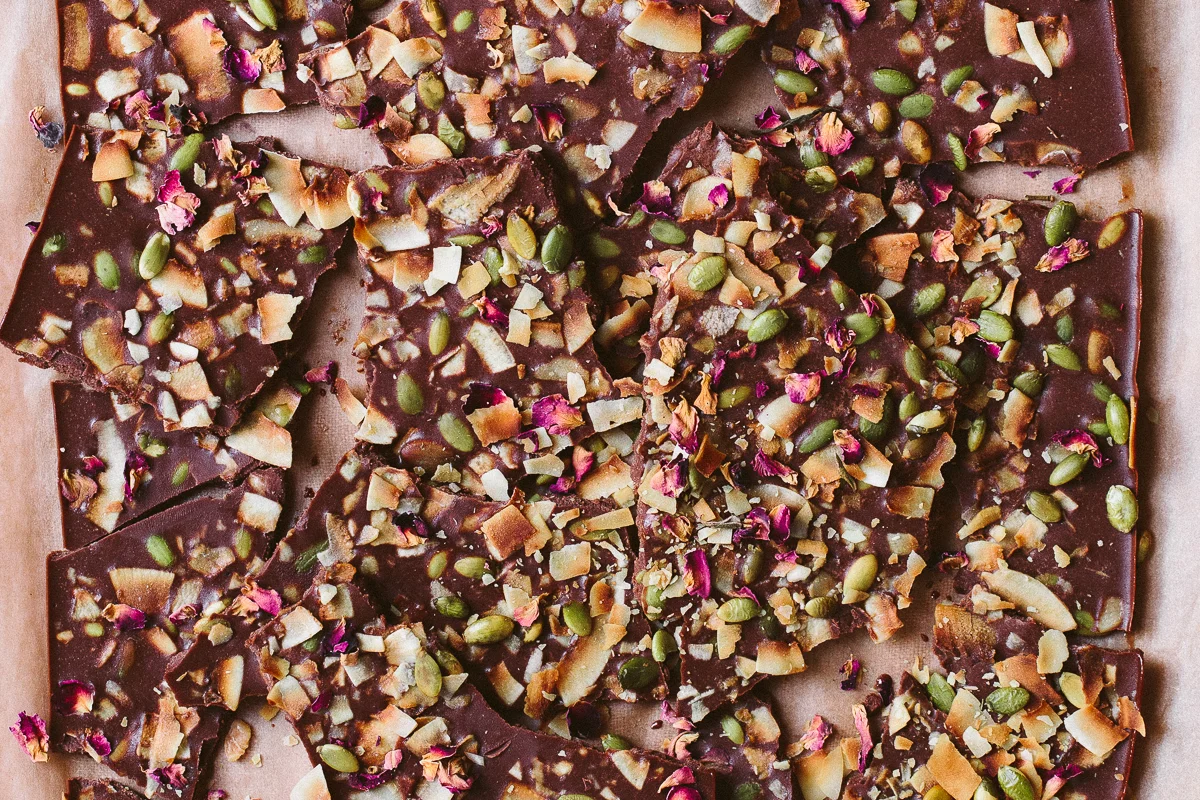 Chai_Spiced_Choc_Bark_by_Jordan_Pie_Nutritionist_Photographer-1.jpg
