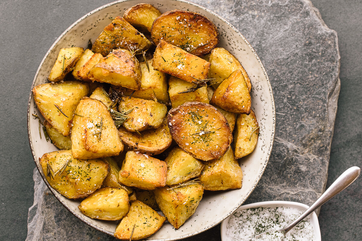 Twice Cooked Crunchy Rosemary Roast Potatoes — Life Of Pie