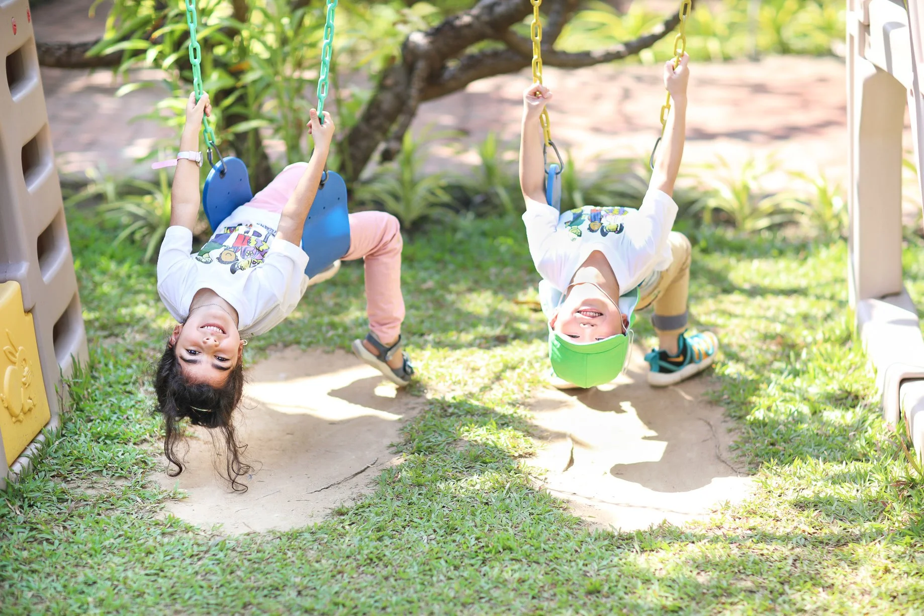 upside_down_swing.jpg
