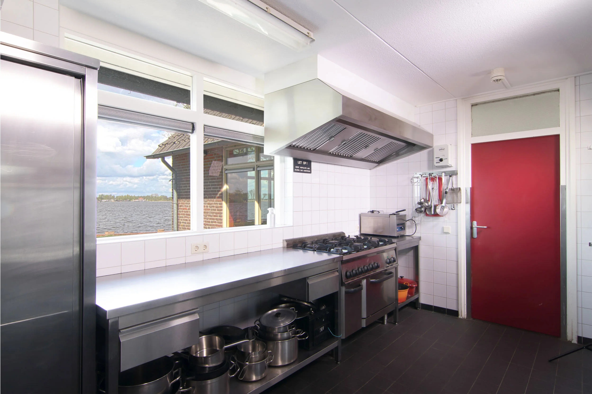 keuken blik op aanrecht - 2500px (1 van 1).jpg
