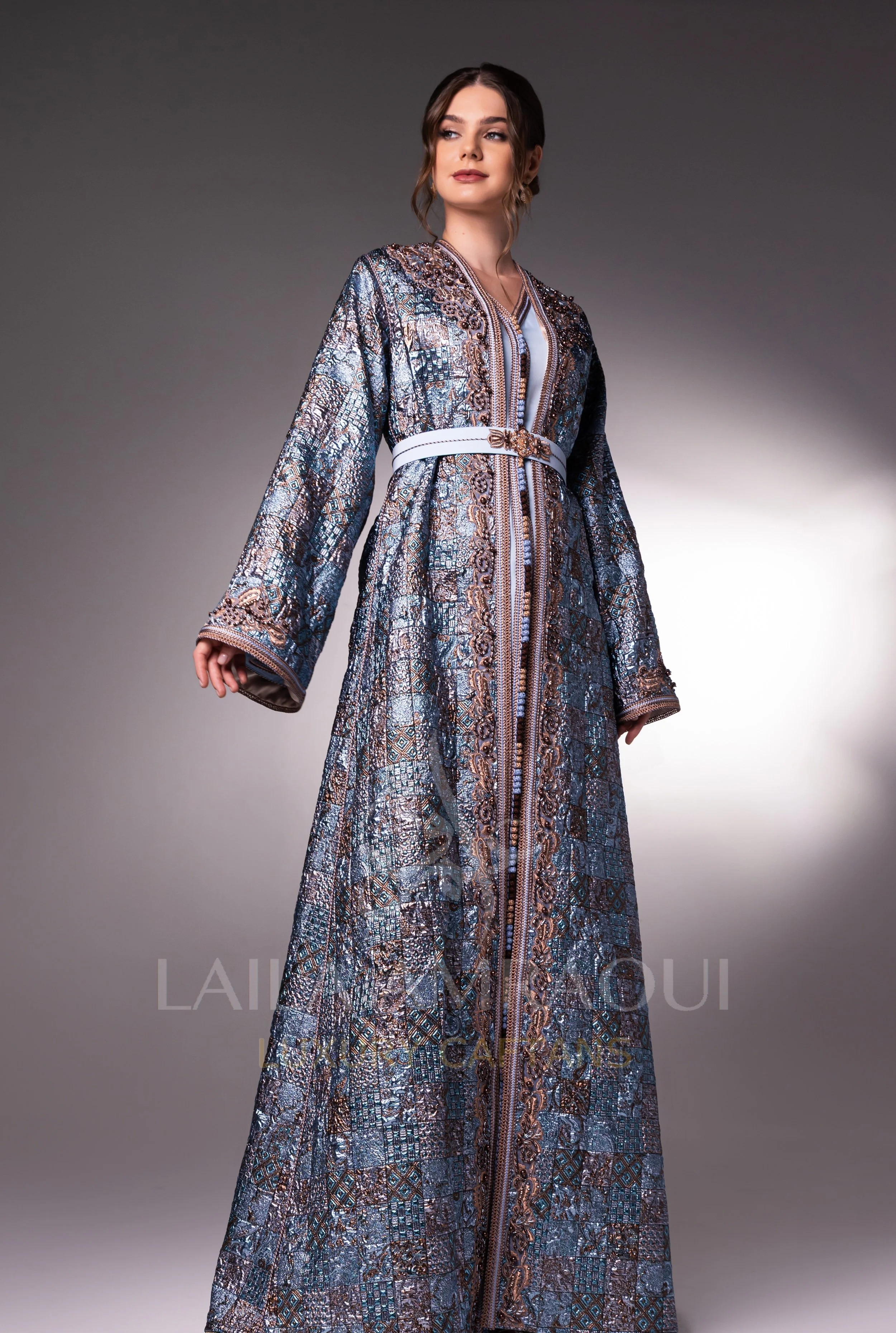 FW2525 AED4300/$1171