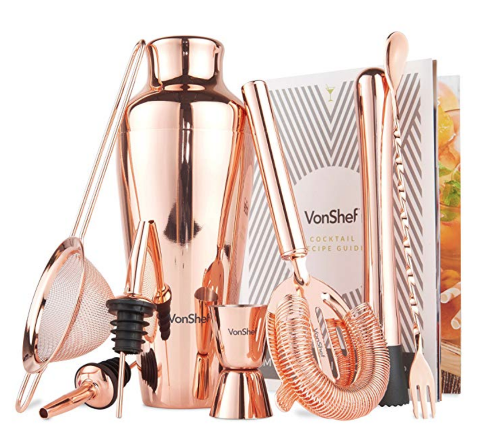 VonShef Premium Copper Parisian Cocktail Shaker Barware Set in Gift Box with Recipe Guide, Cocktail Strainers, Twisted Bar Spoon, Jigger, Muddler and Pourers