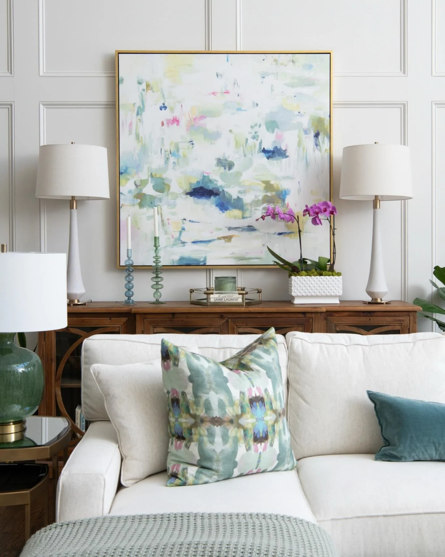 Beautiful interiors deserve beautiful imagery. Honored to capture spaces like these ✨

PSA: I have so many more gorgeous projects I haven&rsquo;t shared yet... Coming soon&mdash;more cozy interiors, exceptional design, and some culinary beauty! 

Pho