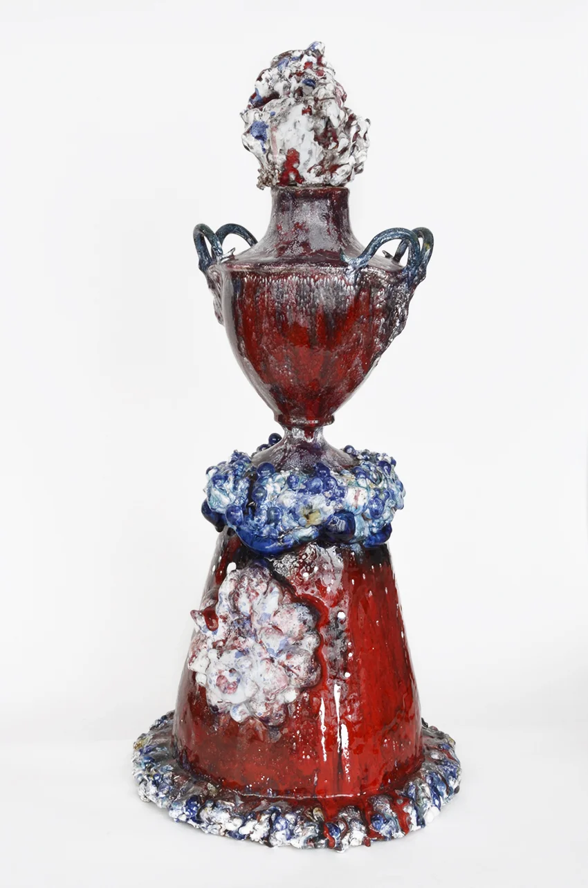   Reine Margot     céramique émaillée polychrome  71 × 30 cm  2015 © tous droits réservés collection particulière P. 