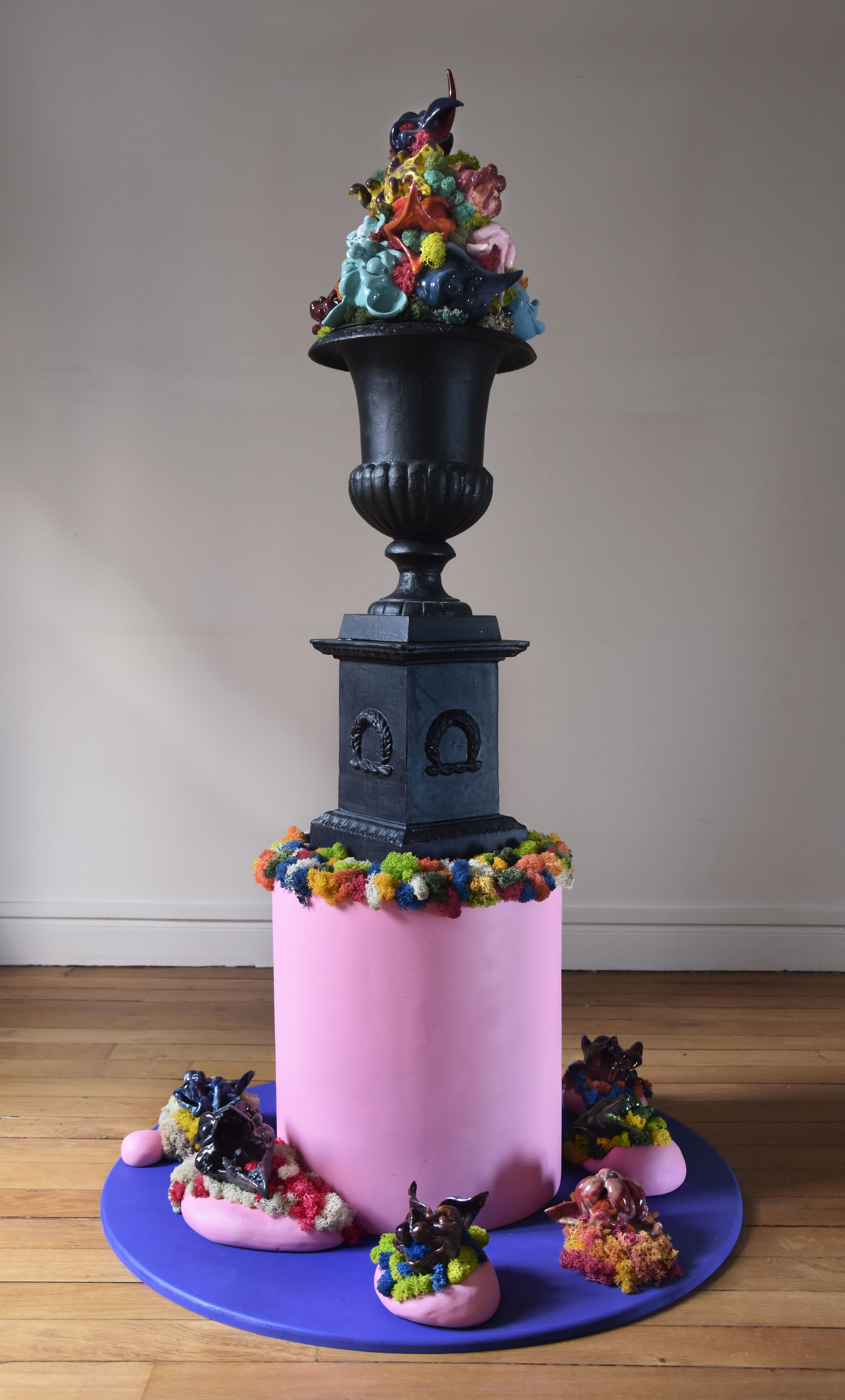  Cornucopia, (ou la poubelle des désirs), matériaux mixtes, H: 160 cm D: 90 cm, 2018. 