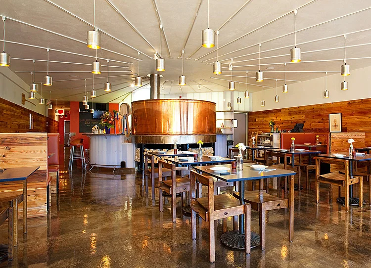 Pizzeria Lola 1.jpg