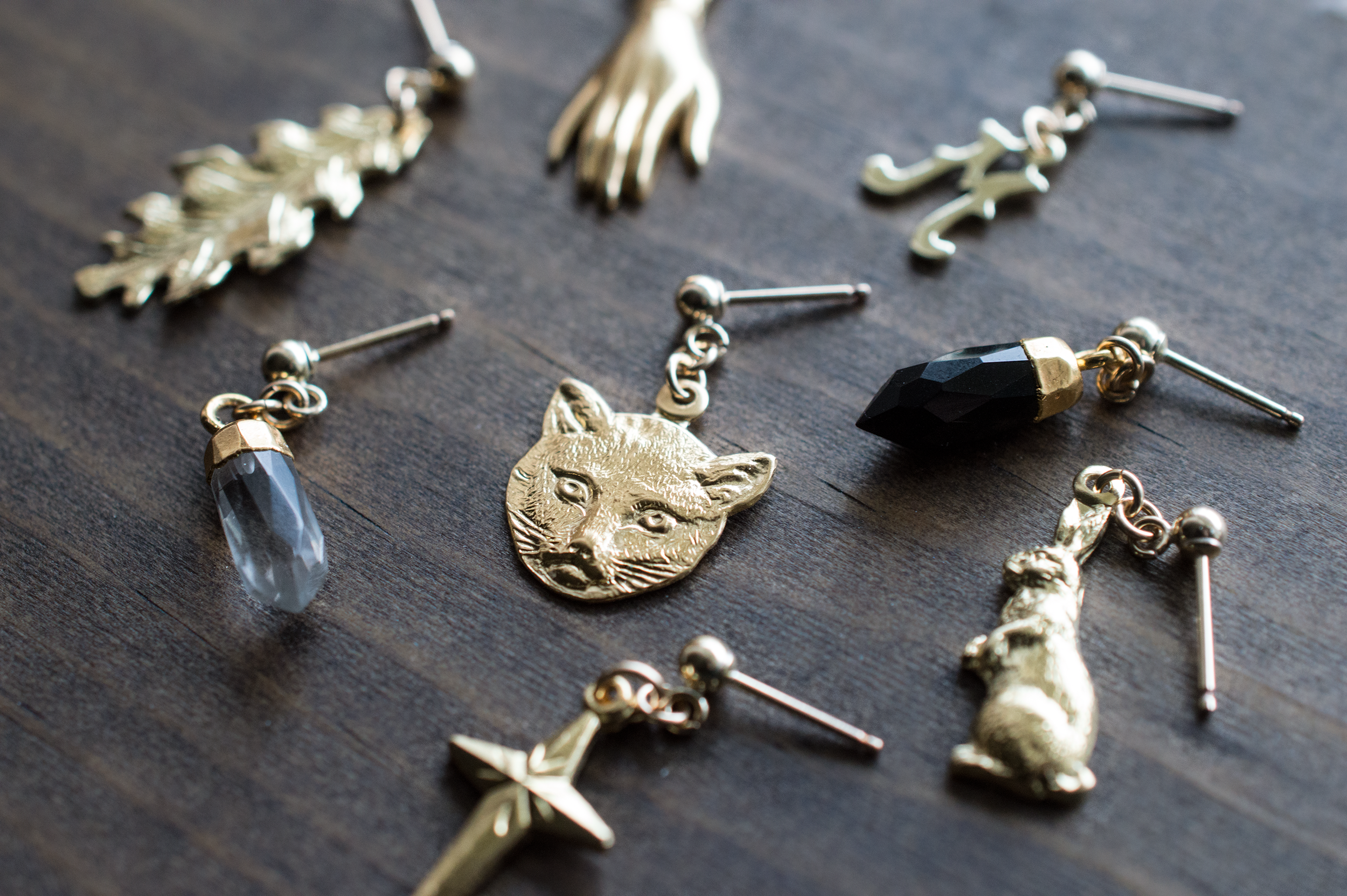 Good Looking Objects Cat Bunny Quartz Hand Initial Leaf Star.png