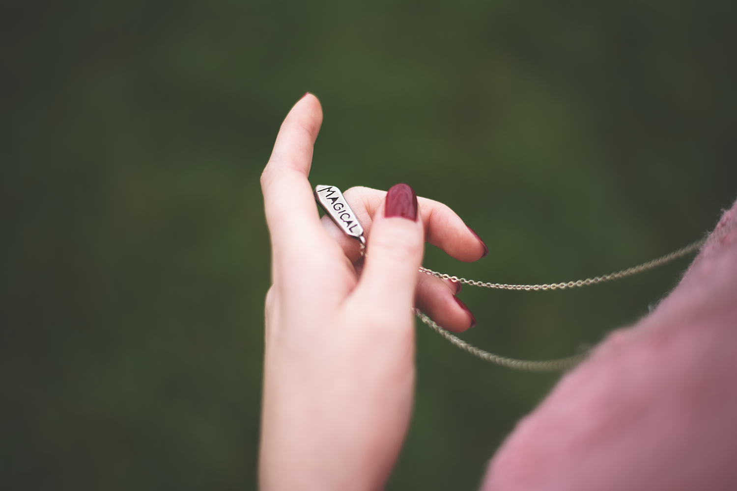 Magical Necklace by Good Looking Objects J2 small.png