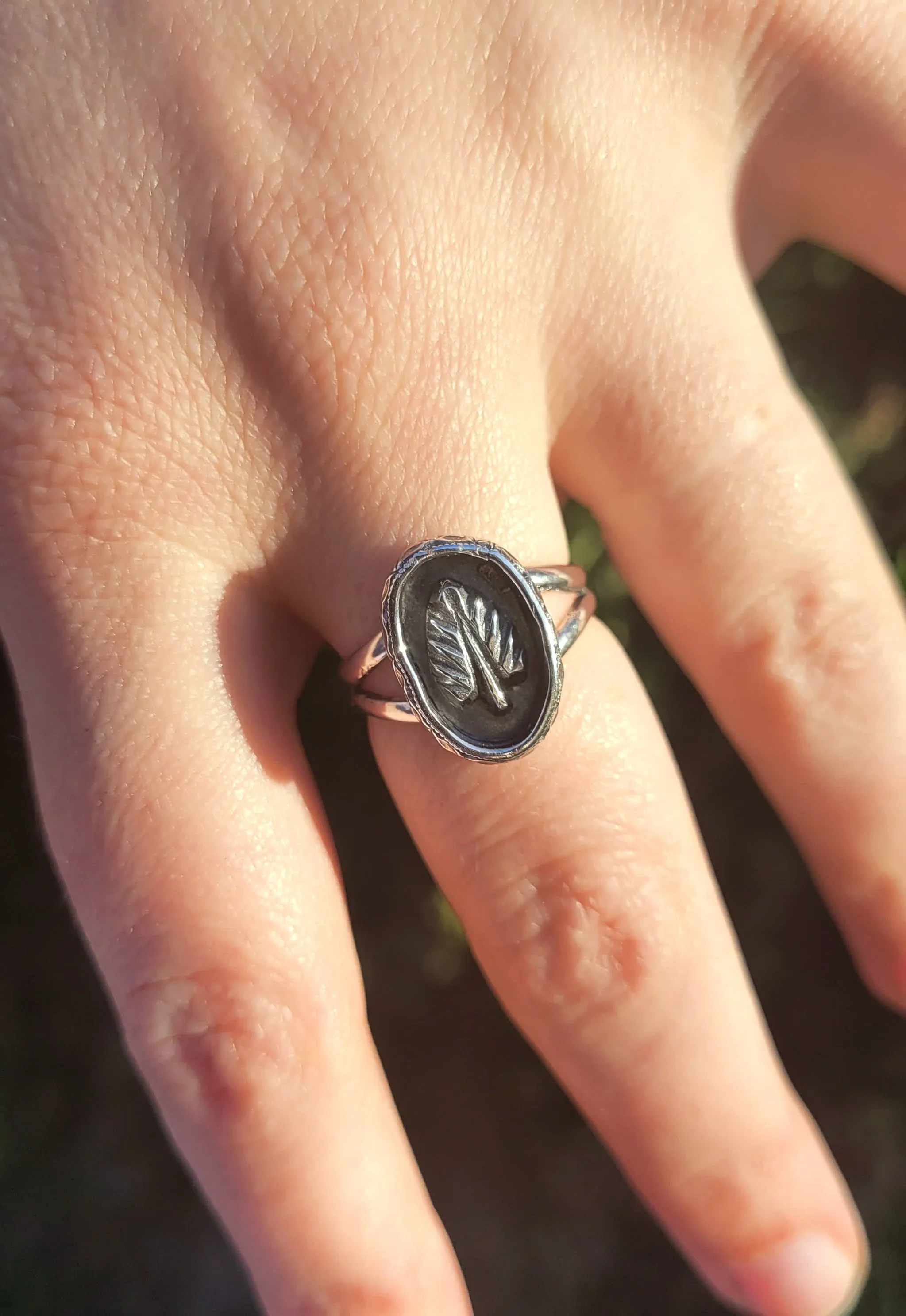 Leaf Shadowbox Ring The Silver Tale Sterling Silver Jewelry 3.webp