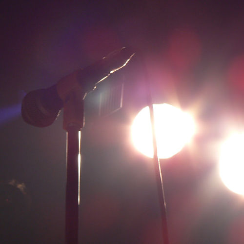 Photo (cropped) by Carla da Souza Campos