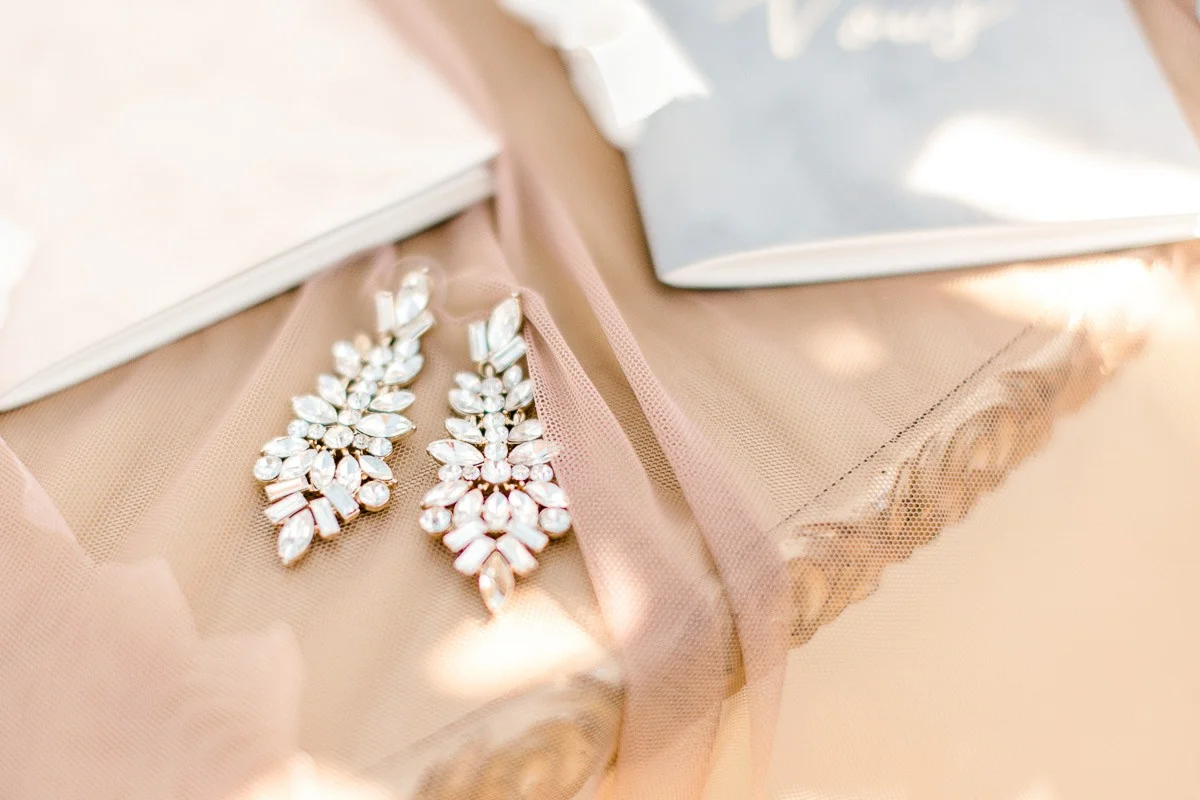 white-sparrow-barn-dallas-wedding-photographer-kaitlyn-bullard-the-big-and-bright-20.jpg