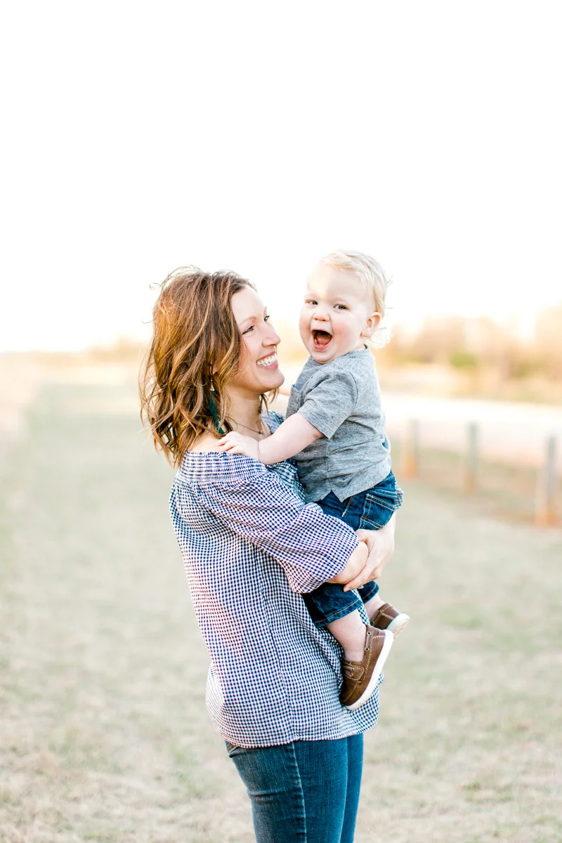 harper-family-dallas-family-photographer-kaitlyn-bullard-35.jpg