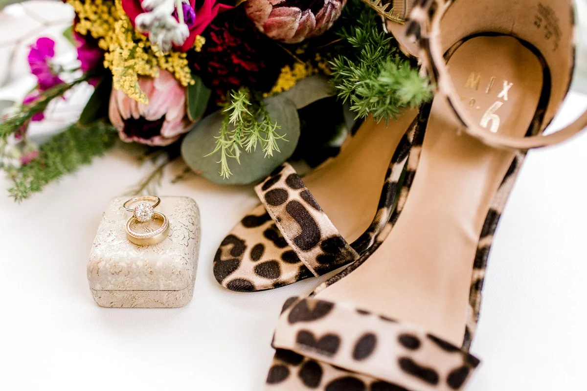 mckenzi-evan-san-angelo-texas-wedding-photographer-kaitlyn-bullard-5.jpg