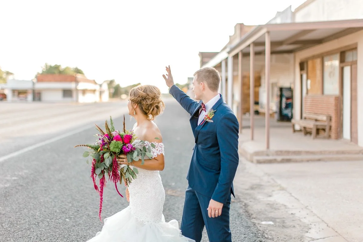 mckenzi-evan-san-angelo-texas-wedding-photographer-kaitlyn-bullard-35.jpg