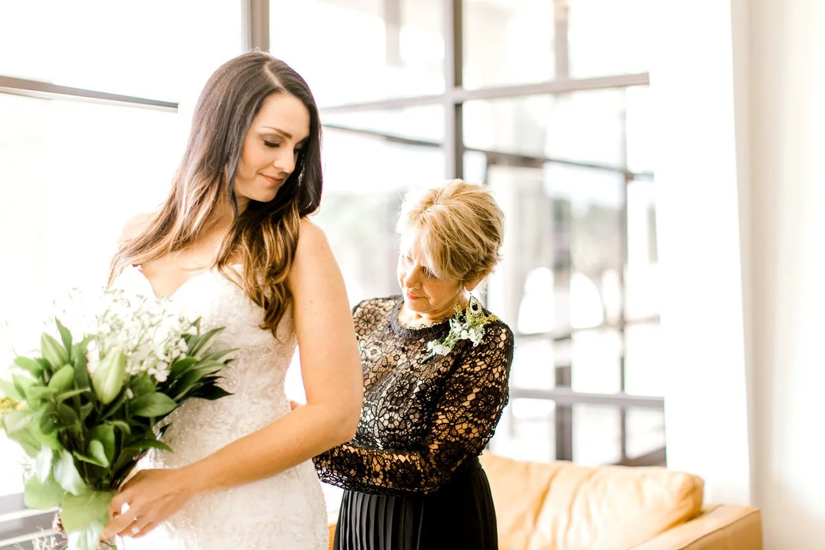 sarah-scott-bethany-first-church-wedding-okc-wedding-photographer-kaitlyn-bullard-8.jpg