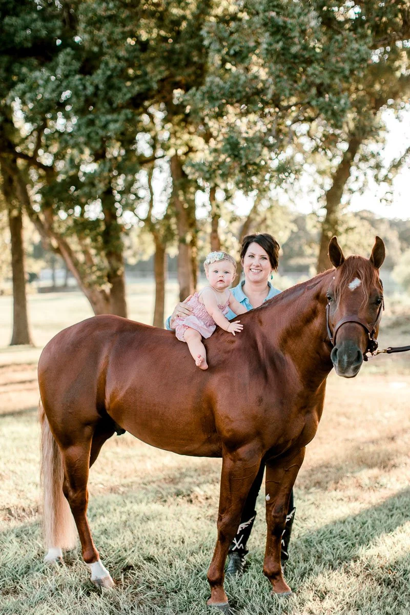 josie-one-year-dallas-family-photographer-kaitlyn-bullard-10.jpg
