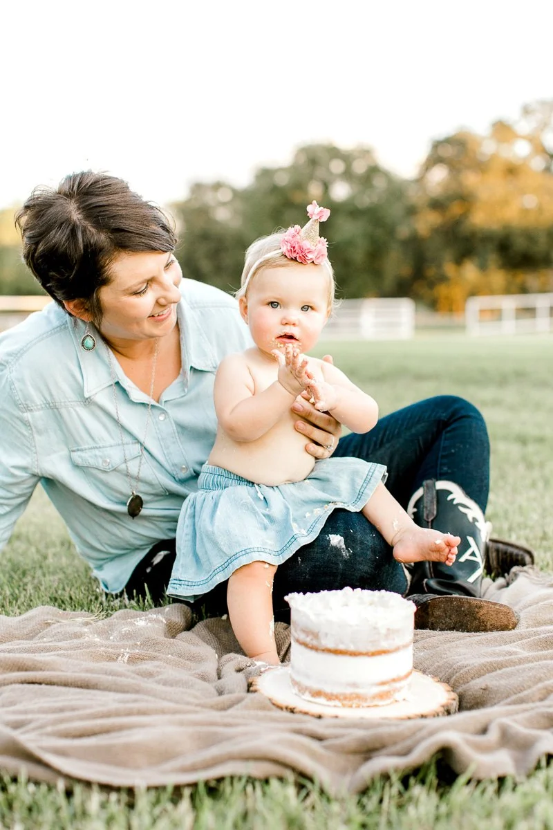 josie-one-year-dallas-family-photographer-kaitlyn-bullard-33.jpg
