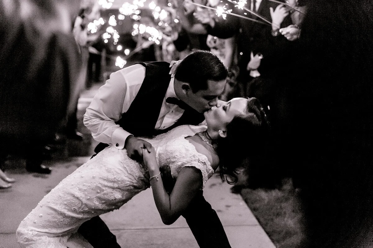 nylo-las-colinas-wedding-bety-luis-dallas-wedding-photographer-kaitlyn-bullard-90.jpg