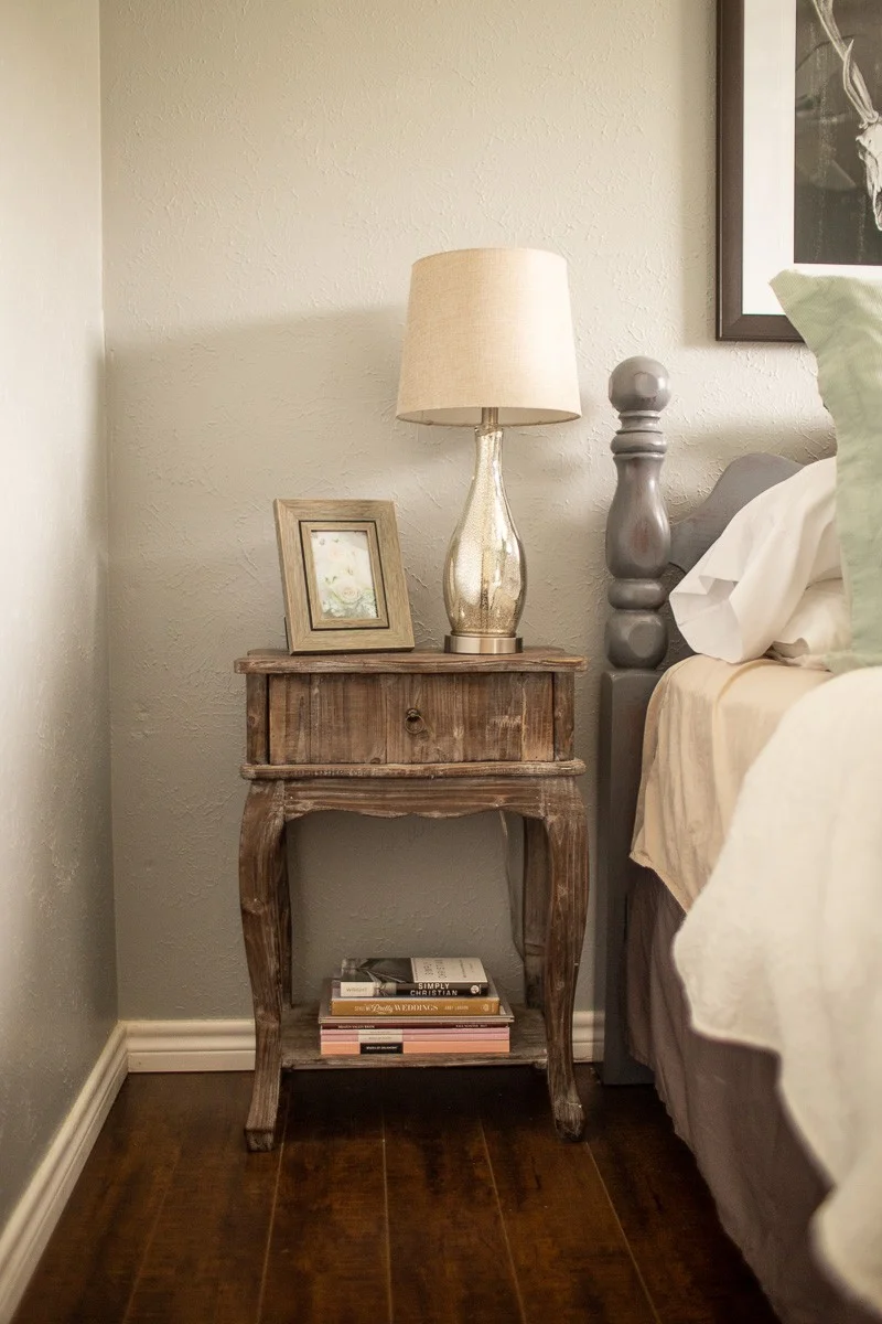 guest-bedroom-tour-the-big-and-bright-dallas-lifestyle-photographer-1.jpg