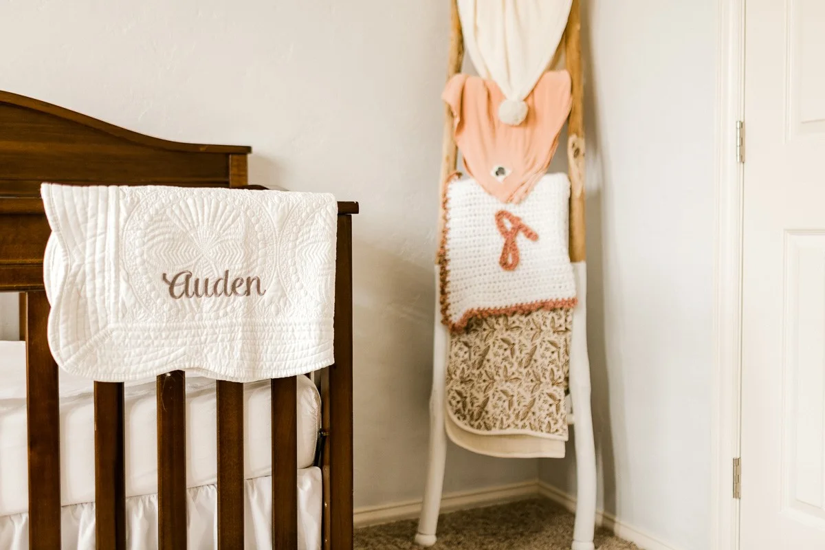 dallas-lifestyle-newborn-photographer-auden-4.jpg