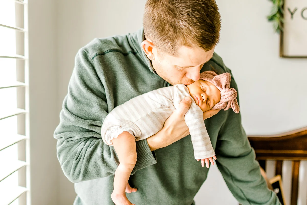 dallas-lifestyle-newborn-photographer-auden-25.jpg