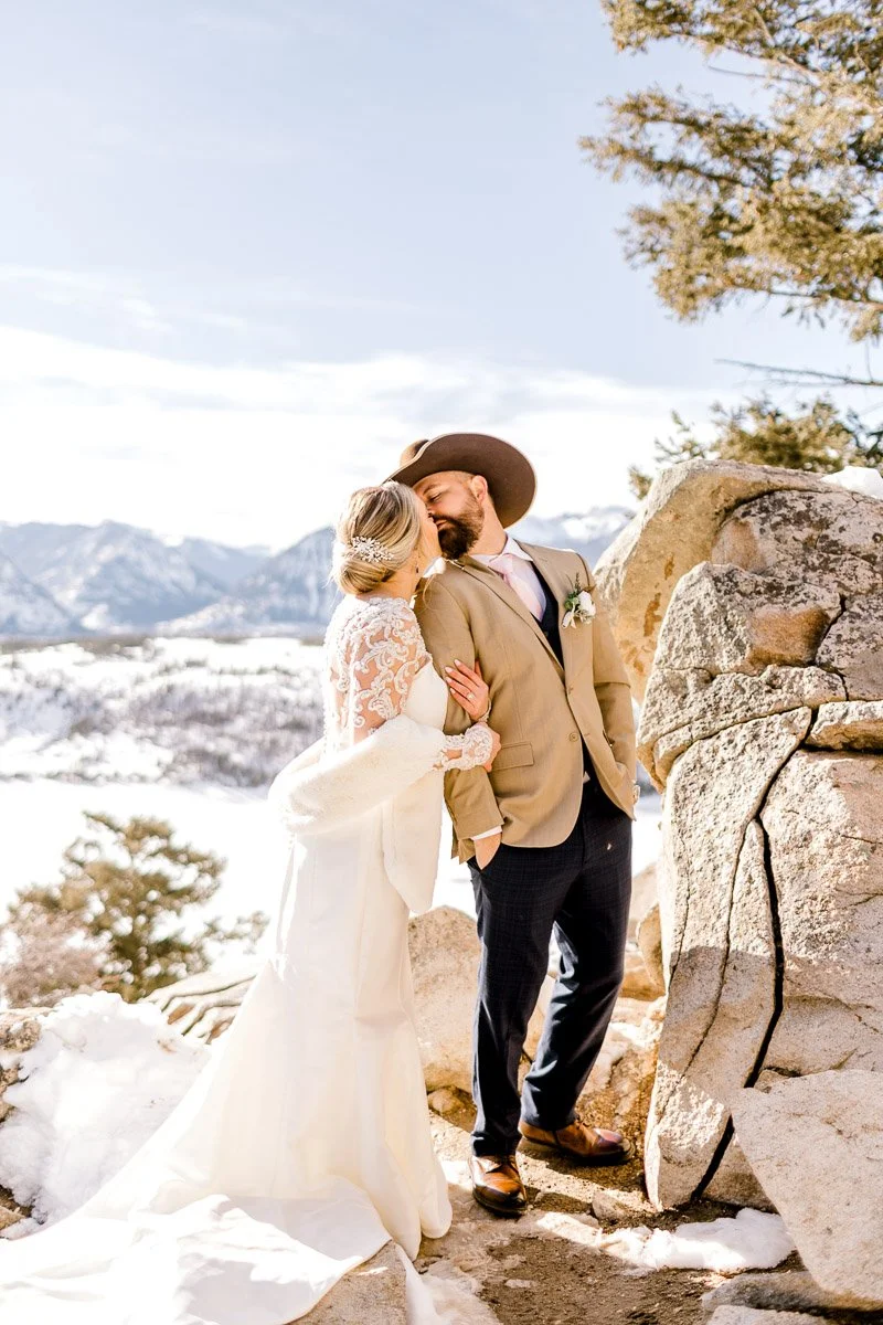 a-b-breckenridge-wedding-sapphire-point-overlook-colorado-destination-wedding-photographer-42.jpg