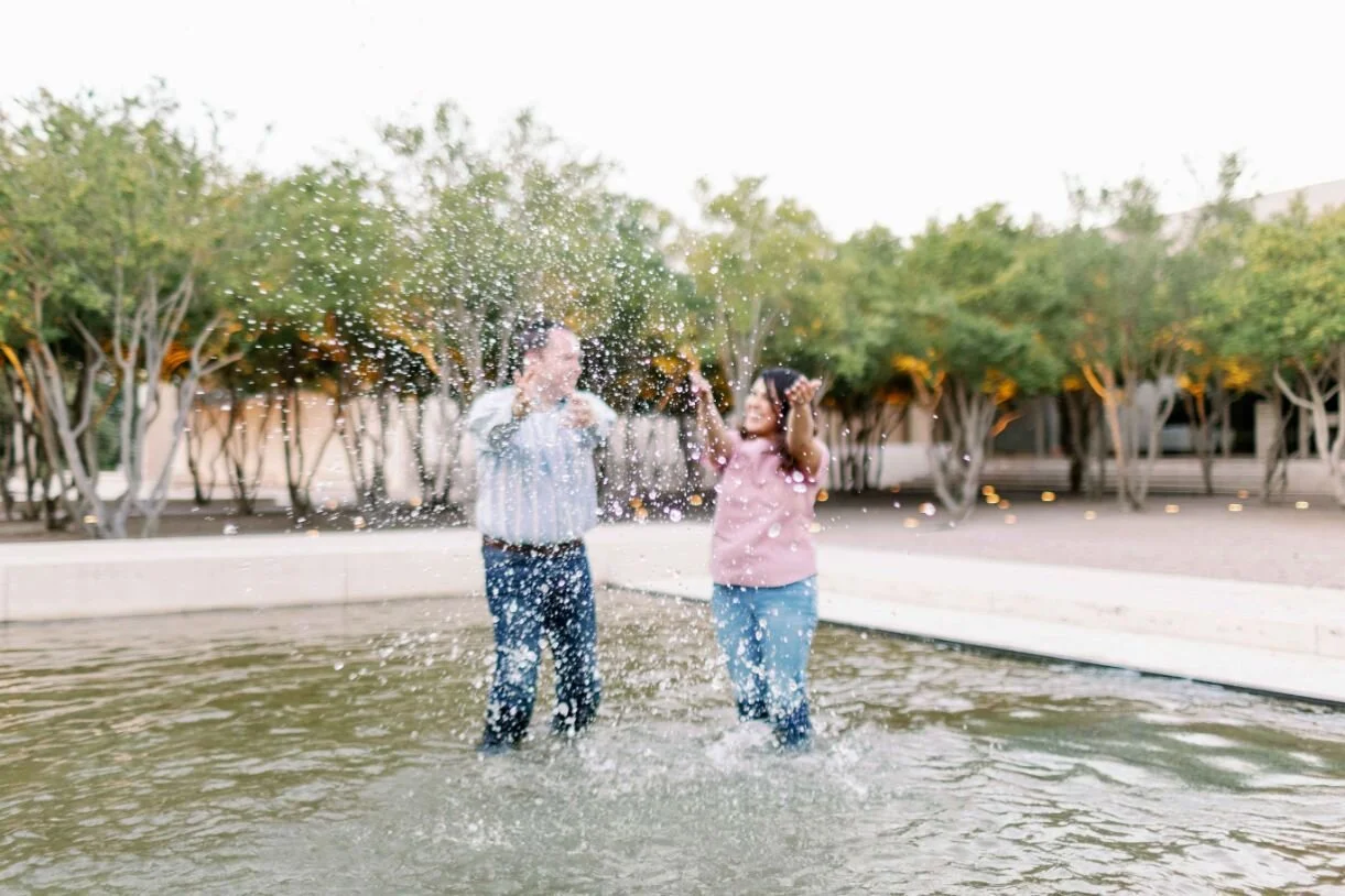 kassandra-lindsay-kimbell-art-museum-engagement-session-34.jpg