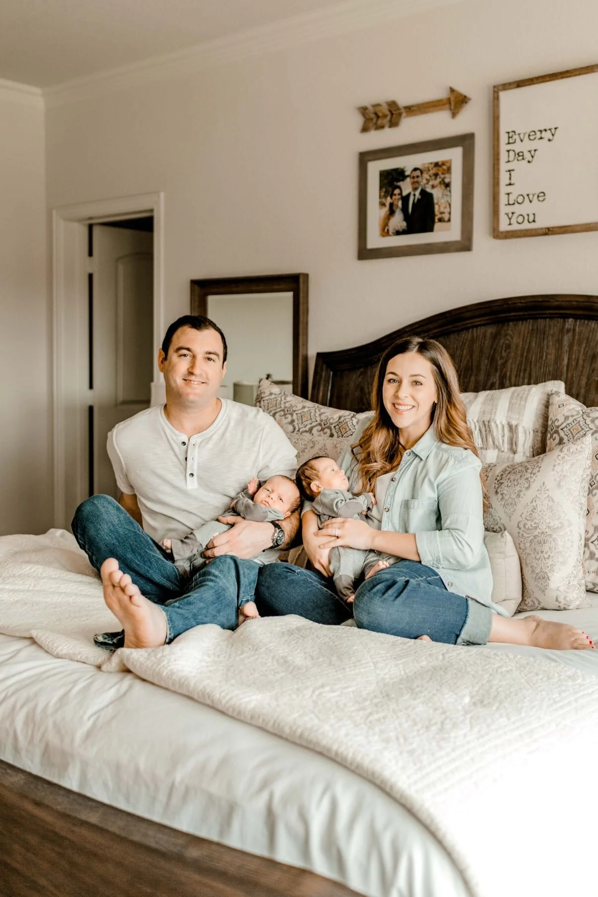 v-twins-fort-worth-newborn-photographer-11.jpg