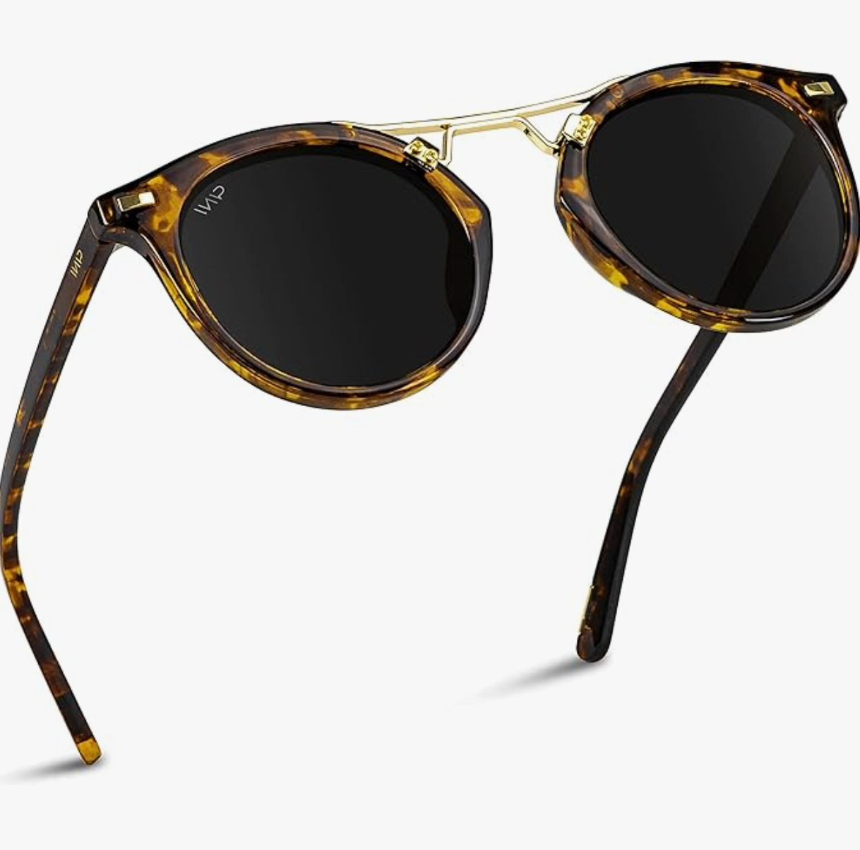 2024-01-03 - 22-55-56 - Amazon-com- WearMe Pro Polarized Round Retro Double-Bridge Vintage Women-s Sunglasses -Tortoise-Black Lens- - Clothing- Shoes - Jewelry.png