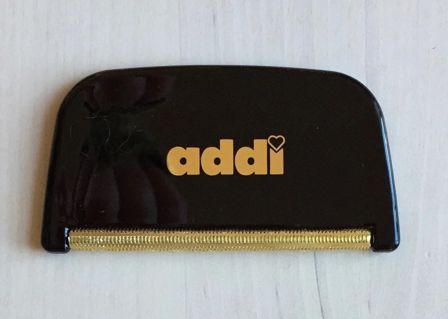 Addi Cashmere Comb Size approx. 8x4cm. Colour Black