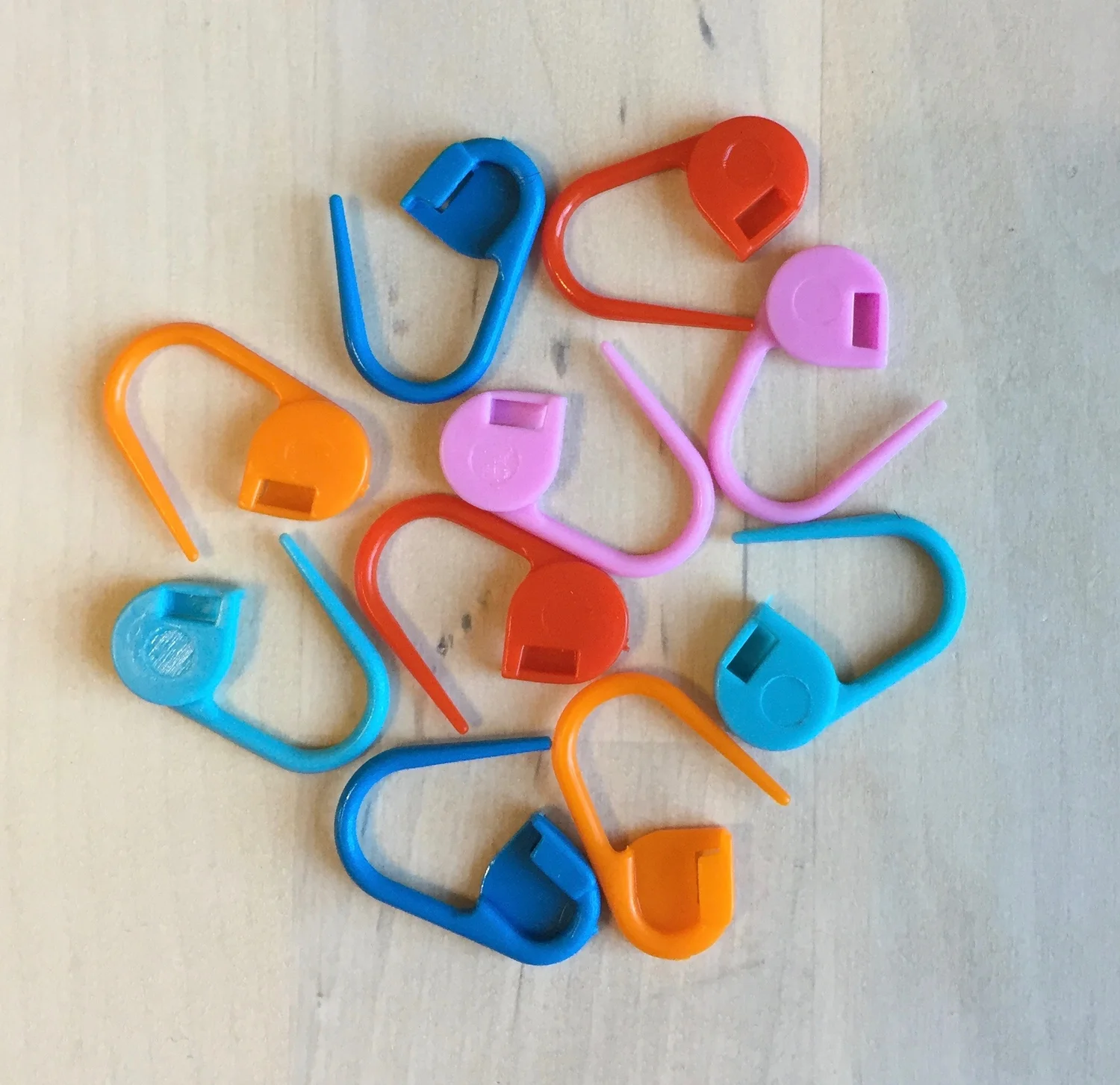 Stitch markers