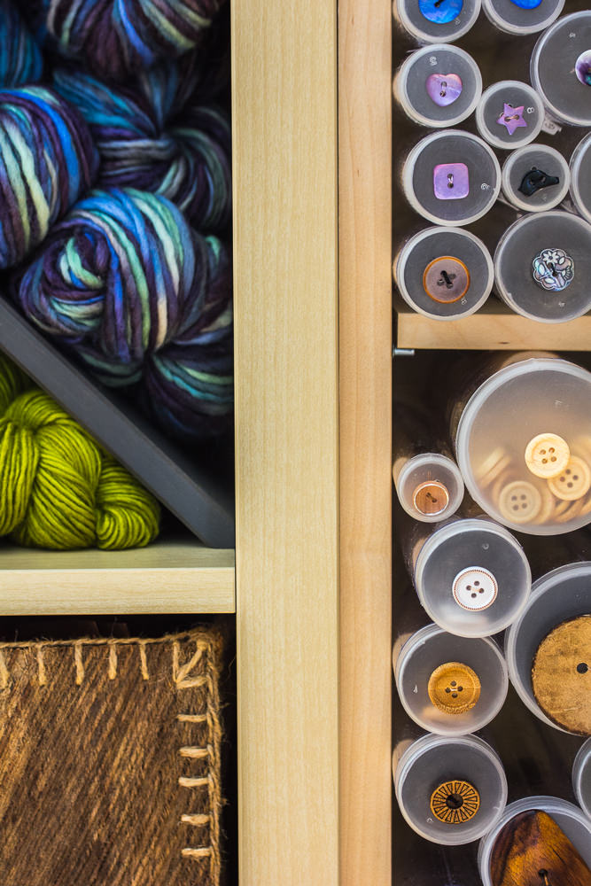 knitting-supplies-wool-buttons.jpg