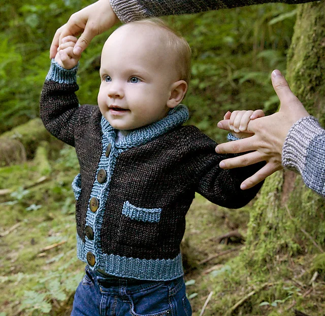 gramps-cardigan-baby3.jpg