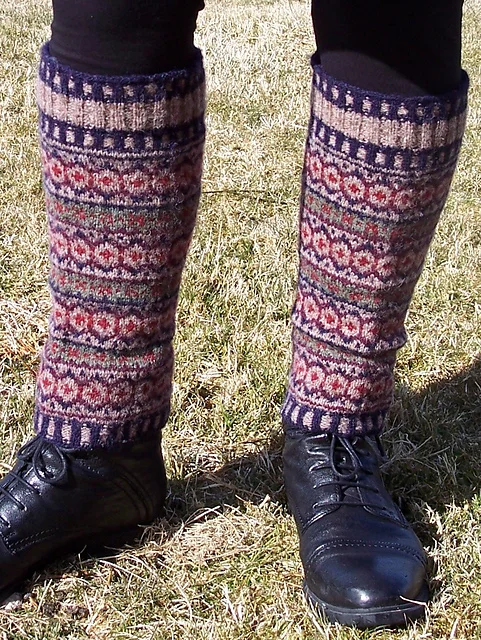 Alva Legwarmers by Outi Kater