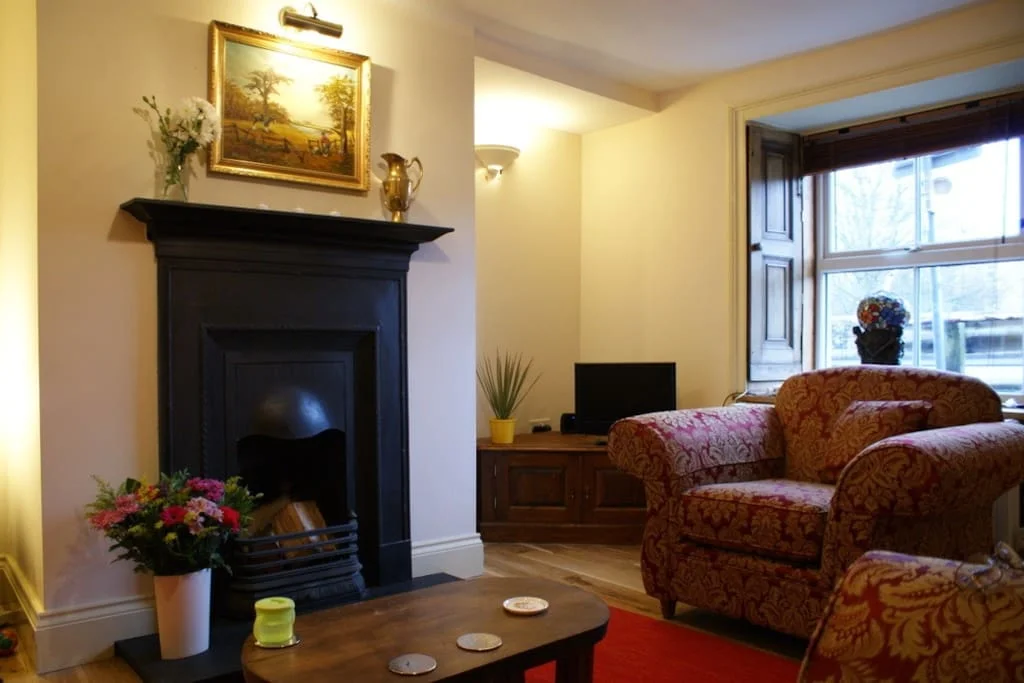 The lounge of Riverside Cottage.