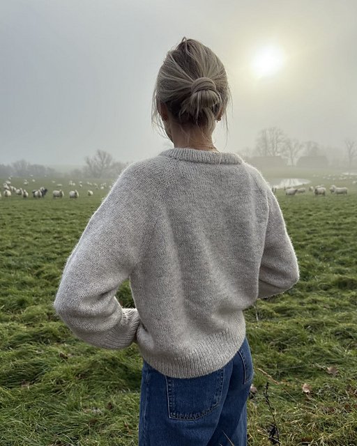 monday_sweater_hjelholt4_medium2.jpg