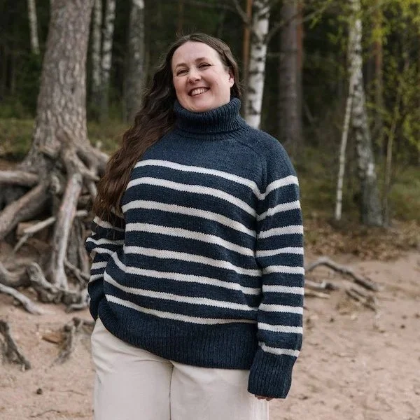 VeeraV%C3%A4lim%C3%A4ki_DreamKnits_Lina-1.jpg