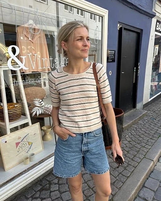 amelie_and_vintage3_medium2.jpg