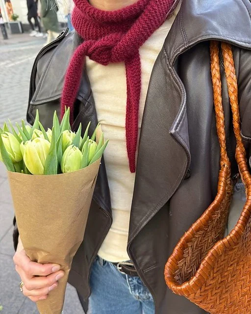 sophie_scarf_Cashmere_6_28_Pascuali_Ruby_tulipaner_medium2.jpg