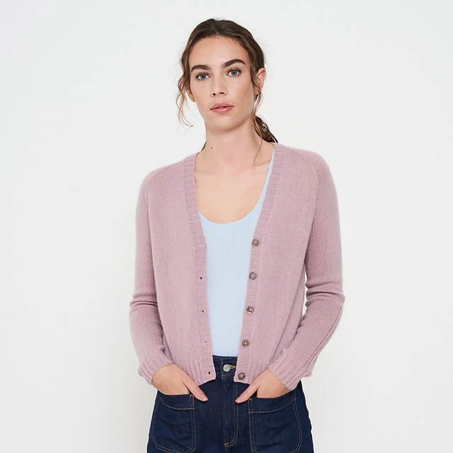 Kit_Couture_Borgan_Cardigan_Front_Rosa_medium2.jpg