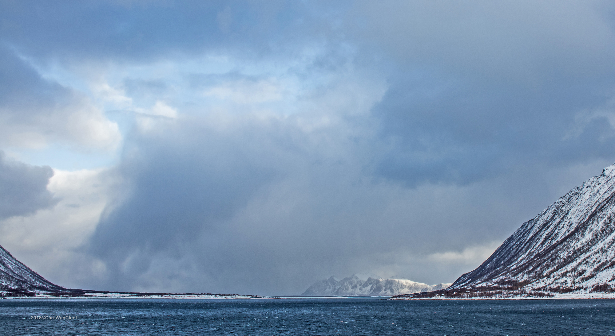 Grunnforfjorden, Lofoten