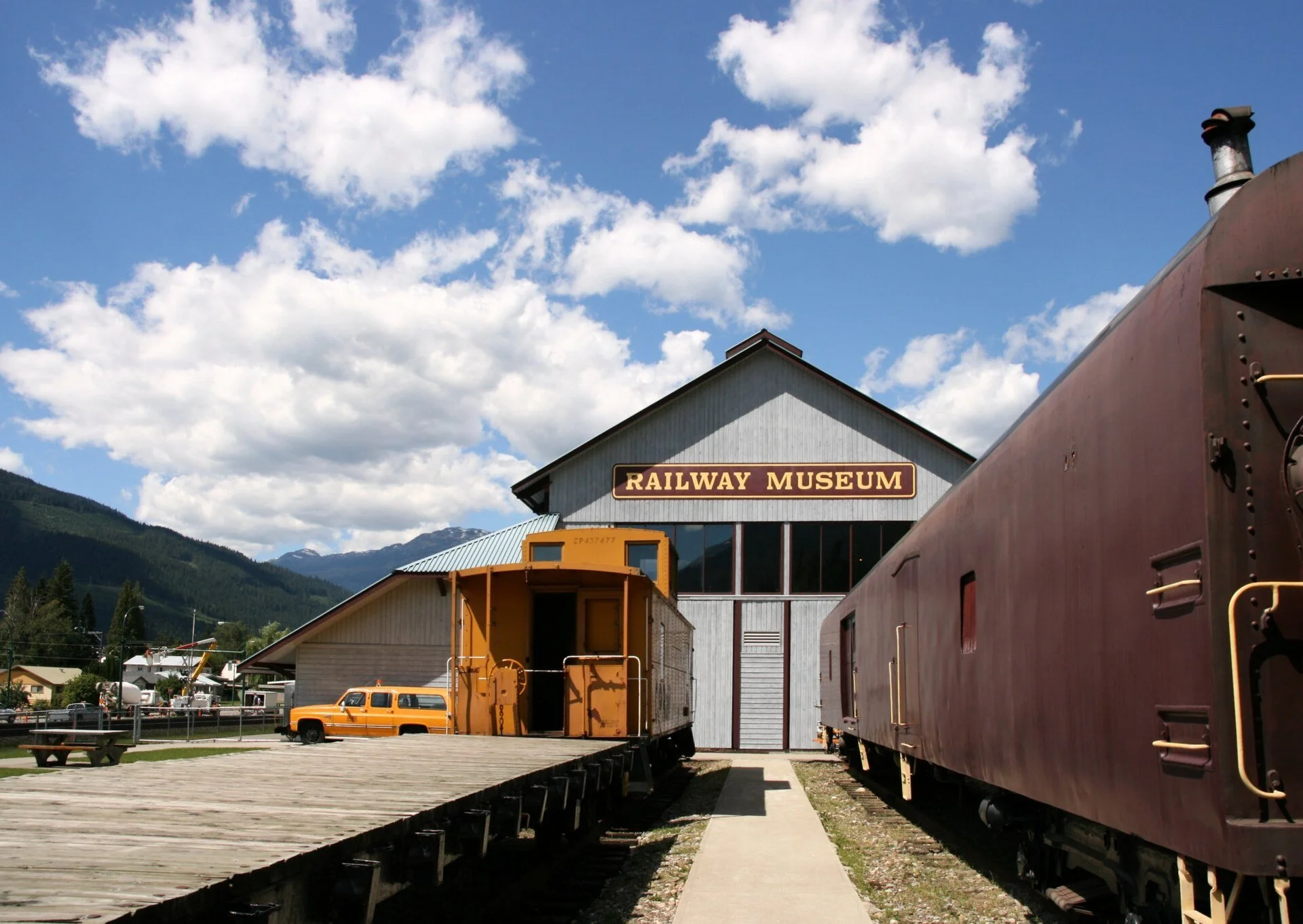 Revelstoke Date Ideas: Creative and Fun Date Ideas for 2026