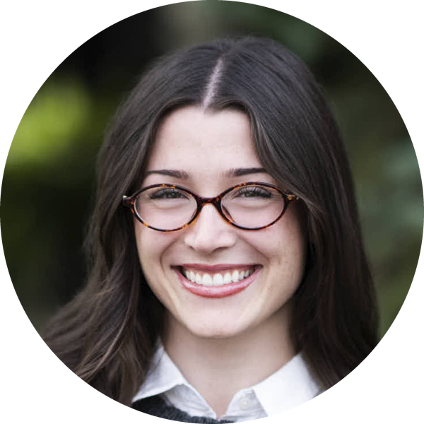 Mia Pistore MSW Student Therapist Headshot Photo