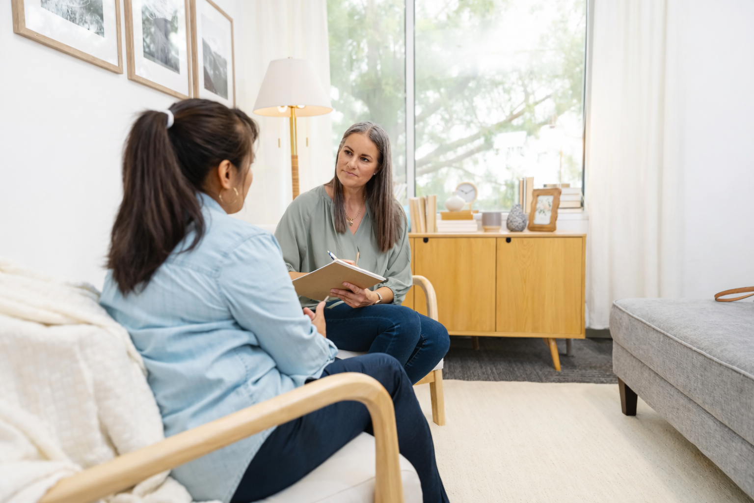 Psychoeducational assessment between female psychologist in kitchener-waterloo and female client