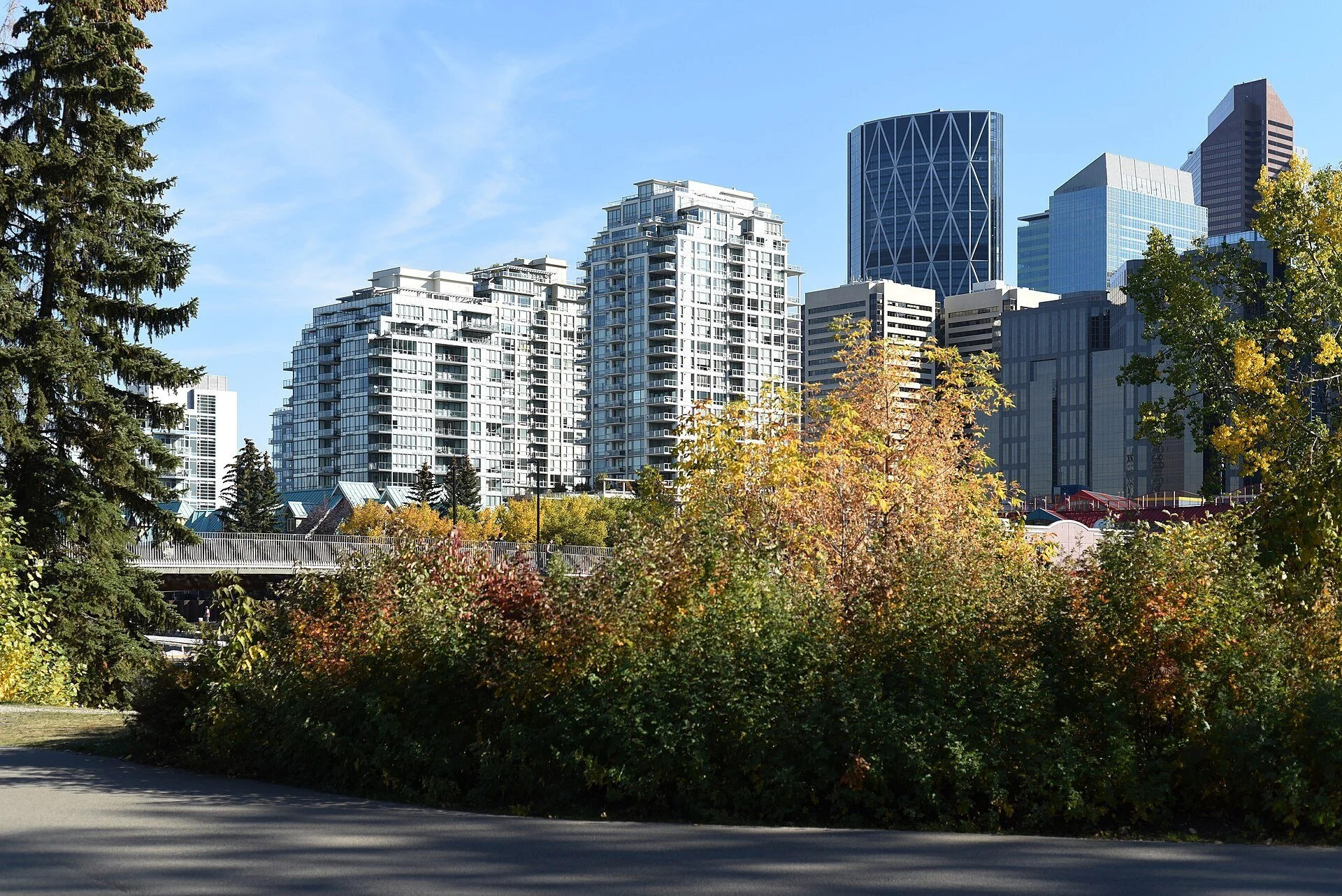 A path through Prince's Island Park in Calgary in early autumn.