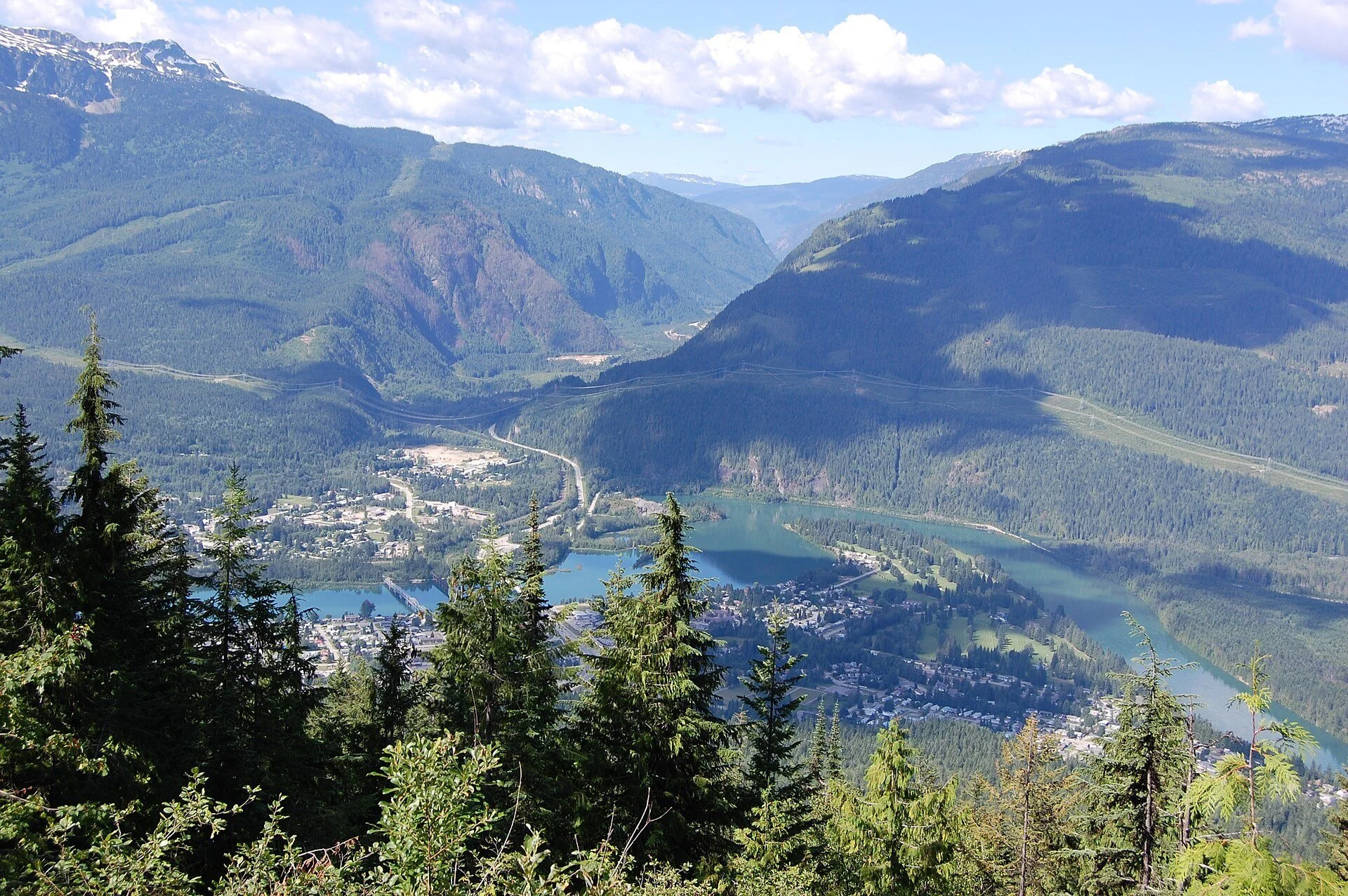 The town of Revelstoke and the river valley seen from Mount Revelstoke.