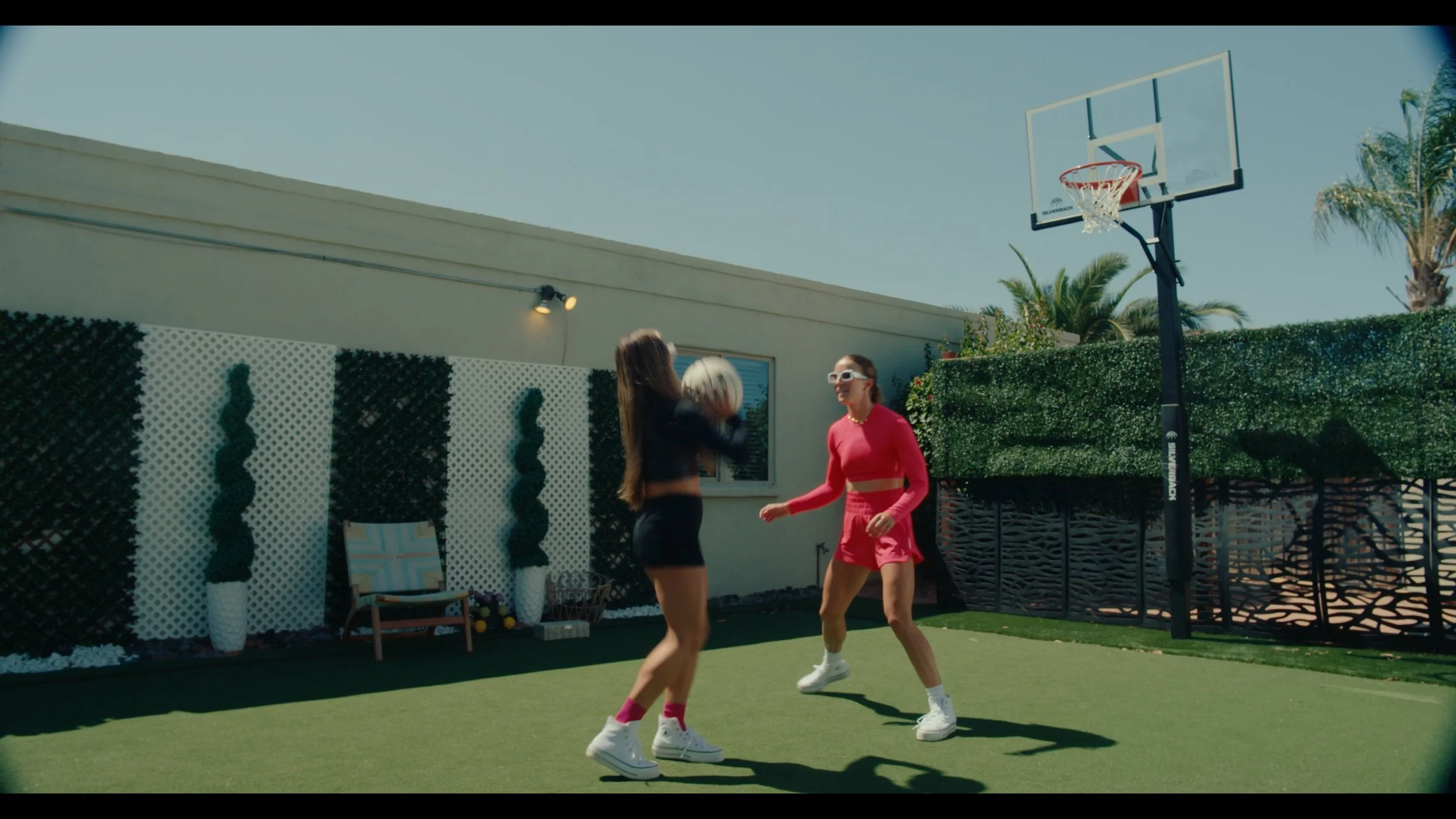 Still 2025-04-18 091526_1.129.2.jpg